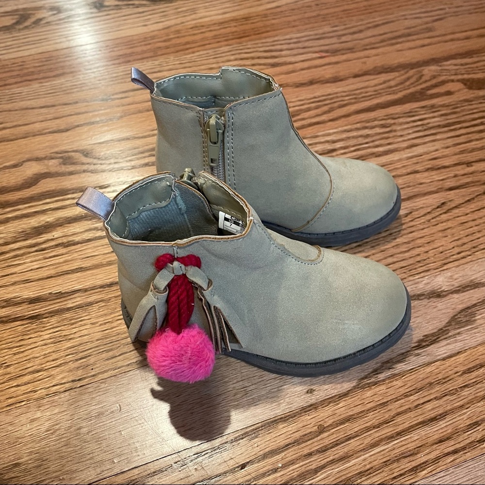 Carter’s faux suede bootie - toddler size 7